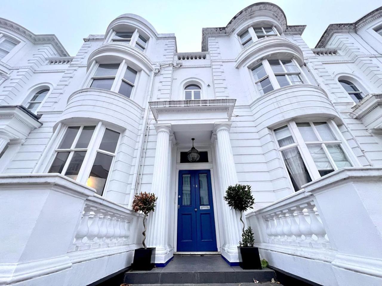 Two Bedroom In Paddington * London